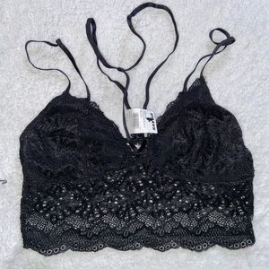 Set of 2 Tilly’s black bralettes!!